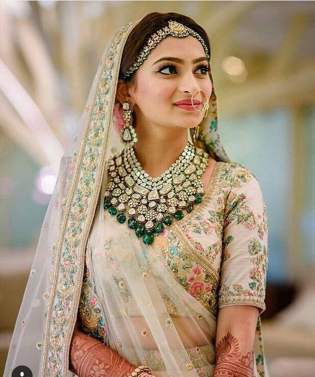 How to Choose The Right Lehenga in 2023